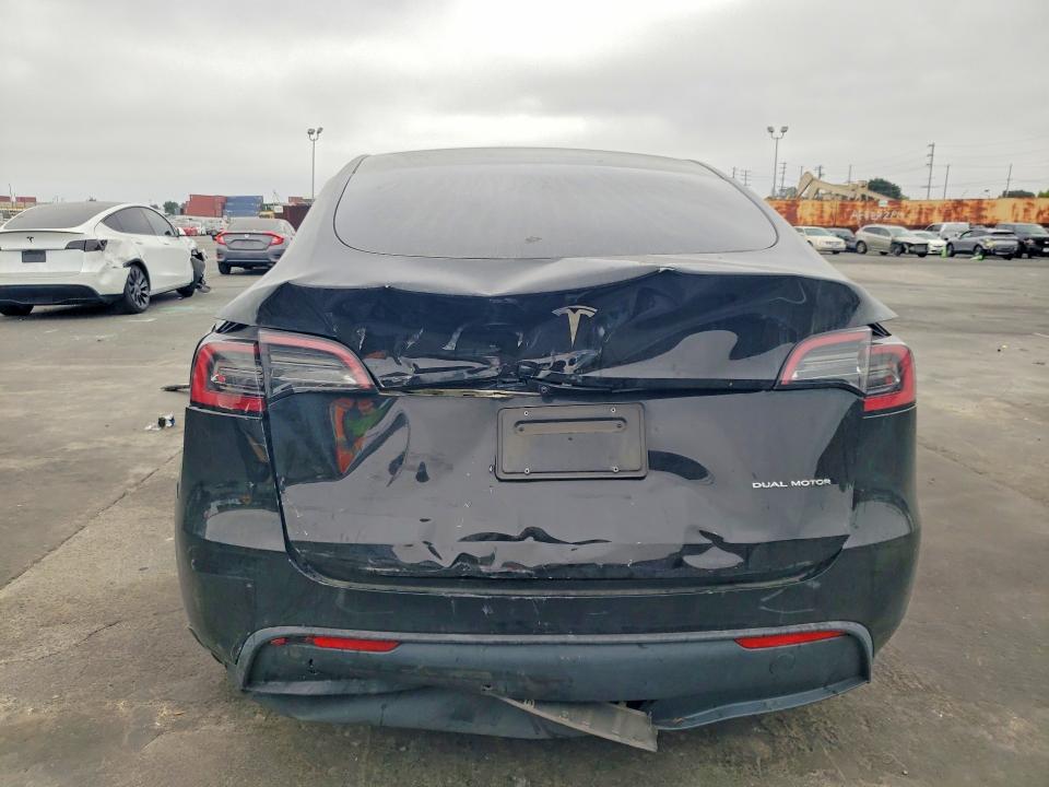 Photo 6 from auction – 2023 TESLA MODEL Y with VIN 7SAYGDEE4PA121460