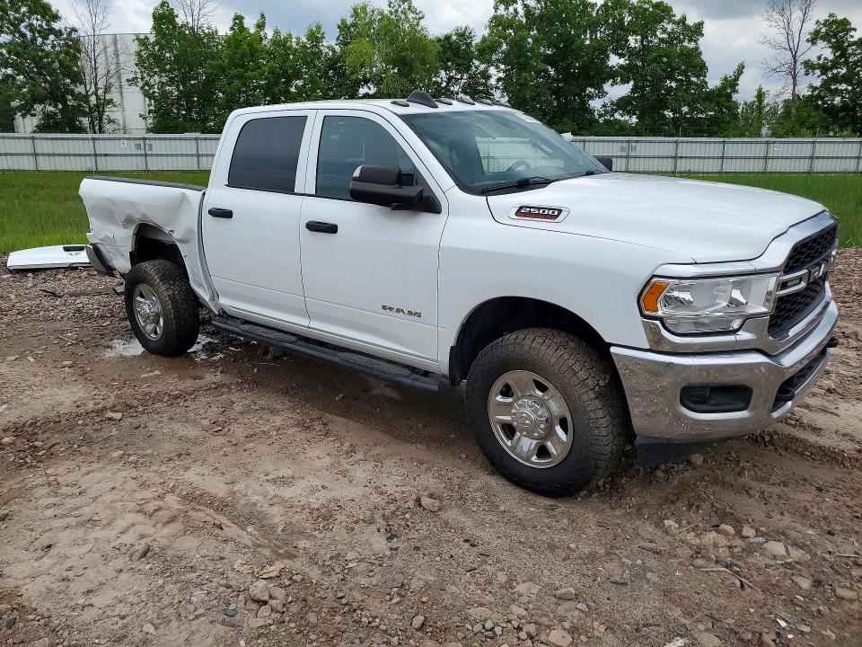 Photo 4 from auction – 2022 RAM 2500 with VIN 3C6UR5CJ6NG365821