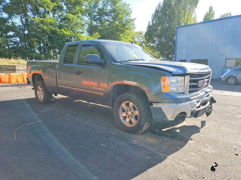 Photo 4 from auction – 2011 GMC SIERRA with VIN 1GTR2VE35BZ361126
