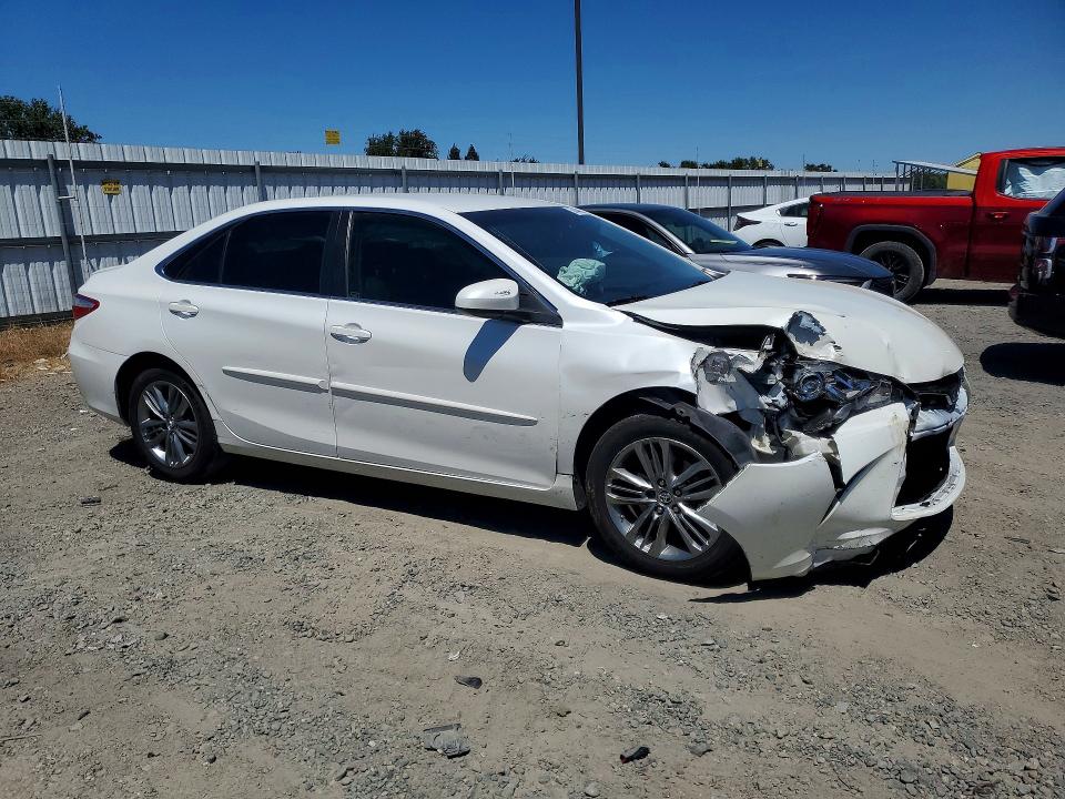Photo 4 from auction – 2017 TOYOTA CAMRY with VIN 4T1BF1FK2HU355158