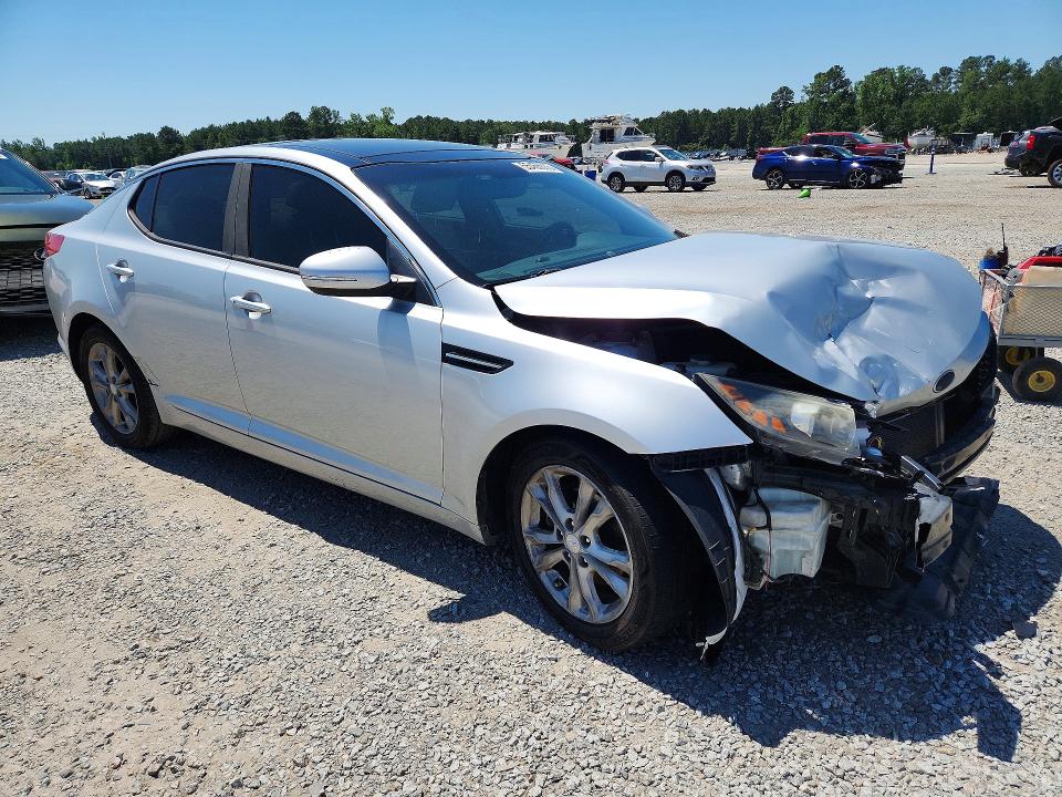 Foto 4 de la subasta – 2013 KIA OPTIMA con VIN 5XXGN4A72DG107199