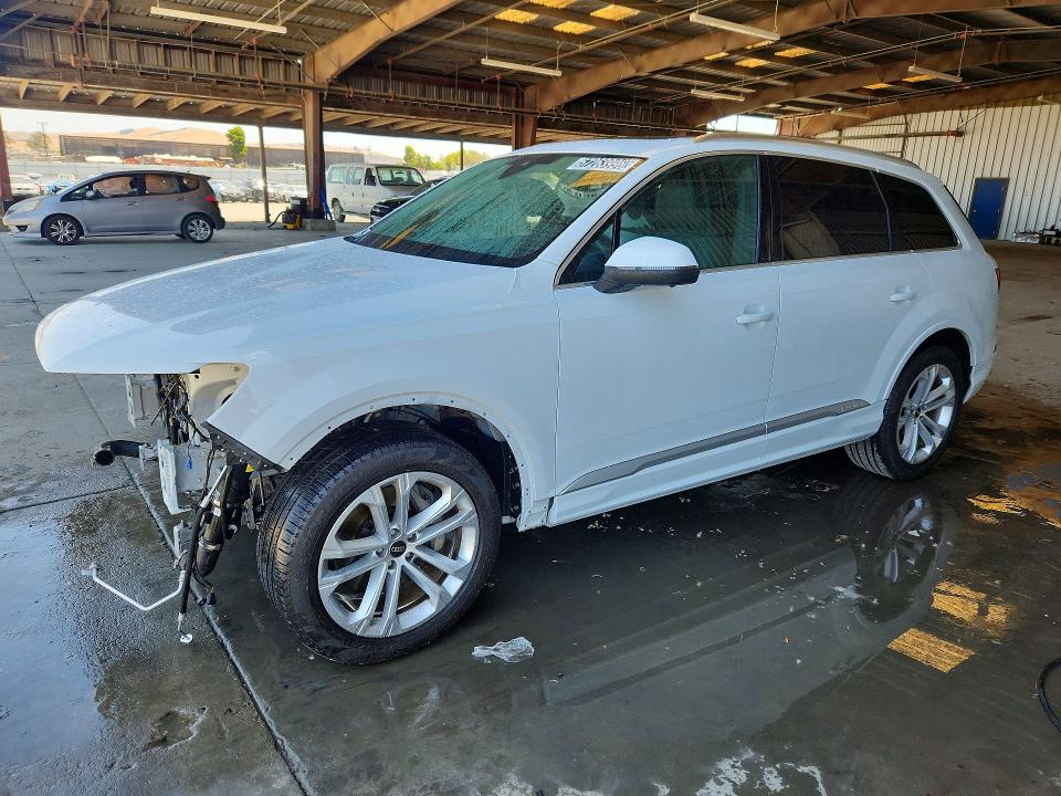 AUDI Q7 2025 with VIN WA1LCBF71SD006559 - Photo from auction