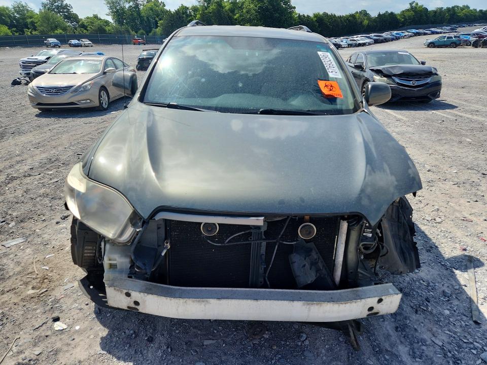 Photo 5 from auction – 2010 TOYOTA HIGHLANDER with VIN 5TDBK3EH7AS013037