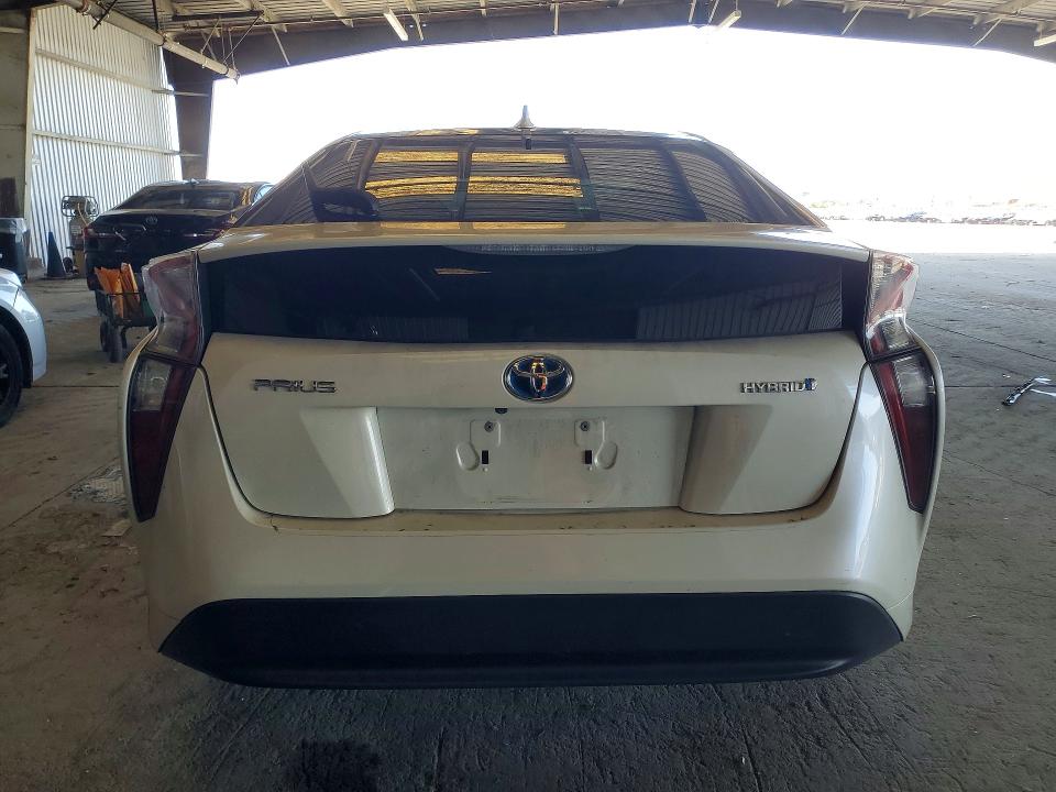 Photo 6 from auction – 2016 TOYOTA PRIUS with VIN JTDKARFU0G3017362