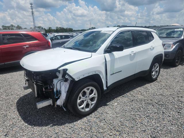 JEEP COMPASS 2024 with VIN 3C4NJDBN2RT128582 - Photo from auction
