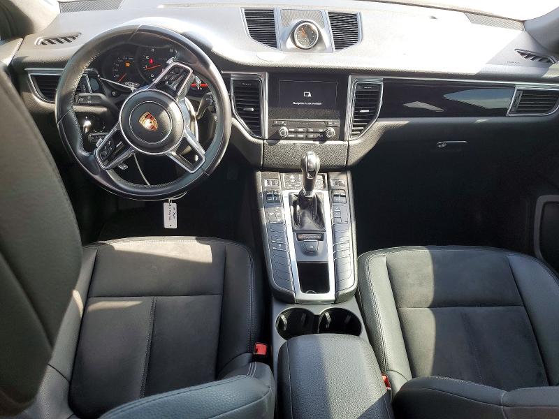Photo 8 from auction – 2018 PORSCHE MACAN with VIN WP1AA2A58JLB21543