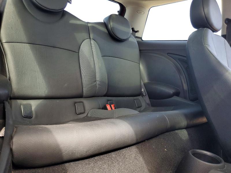 Photo 10 from auction – 2008 MINI COOPER with VIN WMWMF33538TU66053