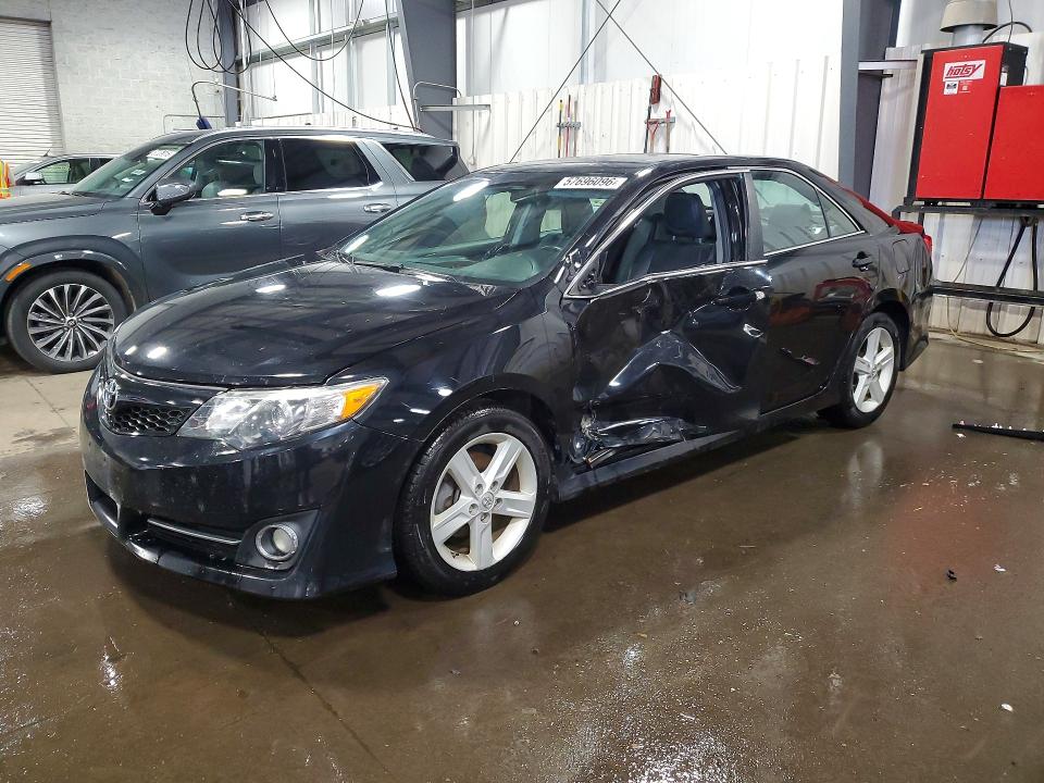 TOYOTA CAMRY 2014 with VIN 4T1BF1FK5EU807809 - Photo from auction