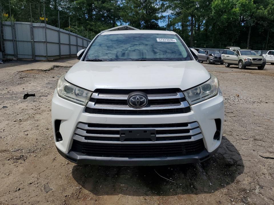 Photo 5 from auction – 2018 TOYOTA HIGHLANDER with VIN 5TDBZRFH9JS834119
