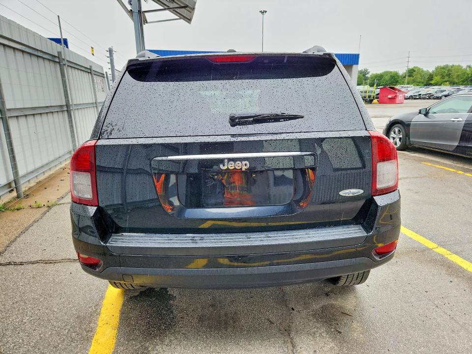 Photo 6 from auction – 2014 JEEP COMPASS with VIN 1C4NJCEA6ED757636