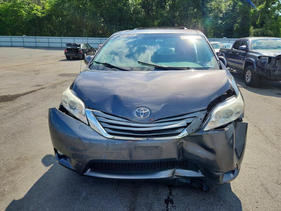 Foto 5 de la subasta – 2013 TOYOTA SIENNA con VIN 5TDDK3DC0DS050398