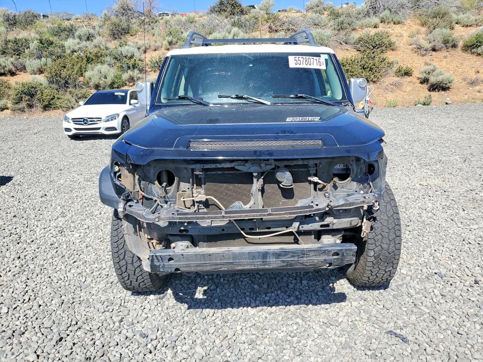 Photo 5 from auction – 2013 TOYOTA FJ CRUISER with VIN JTEBU4BF9DK163614