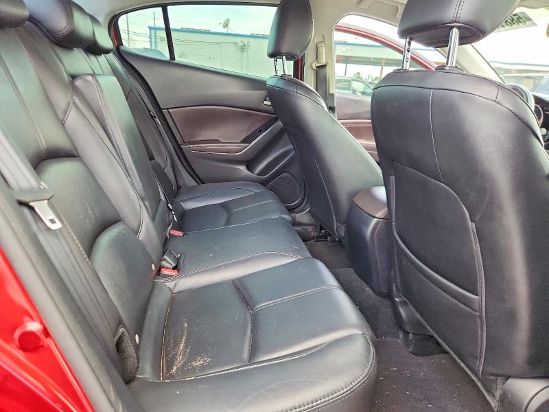Photo 10 from auction – 2018 MAZDA 3 with VIN 3MZBN1V30JM252720