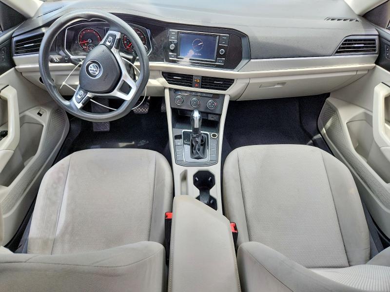 Photo 8 from auction – 2019 VOLKSWAGEN JETTA with VIN 3VWC57BU1KM075973