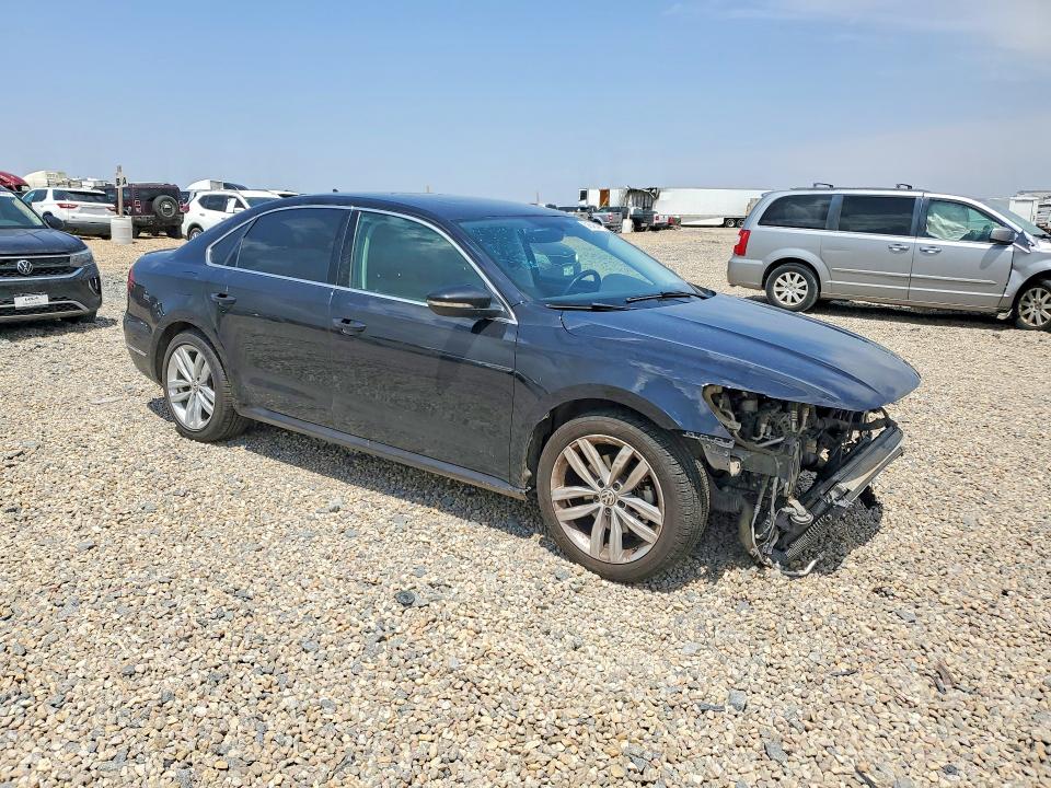 Photo 4 from auction – 2018 VOLKSWAGEN PASSAT with VIN 1VWBA7A39JC008215