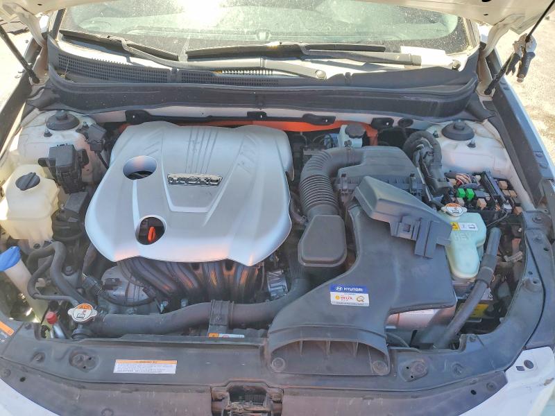 Photo 11 from auction – 2015 HYUNDAI SONATA HYBRID with VIN KMHEC4A41FA120331