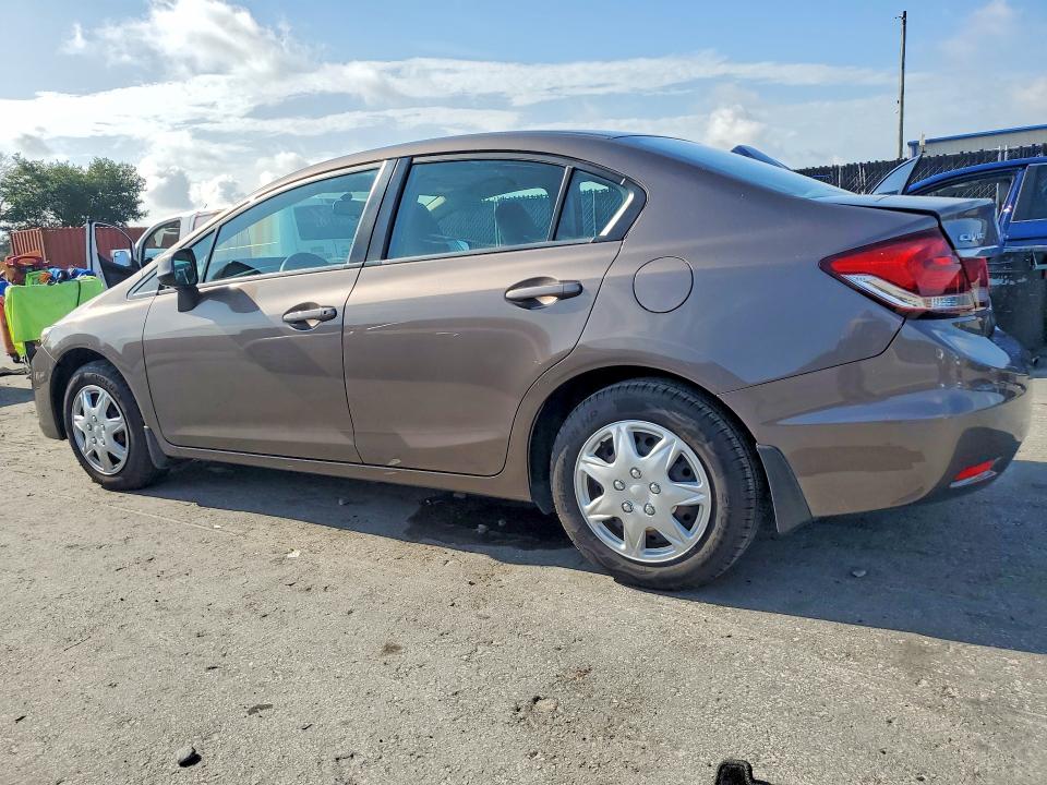Photo 2 from auction – 2013 HONDA CIVIC with VIN 2HGFB2F53DH514933