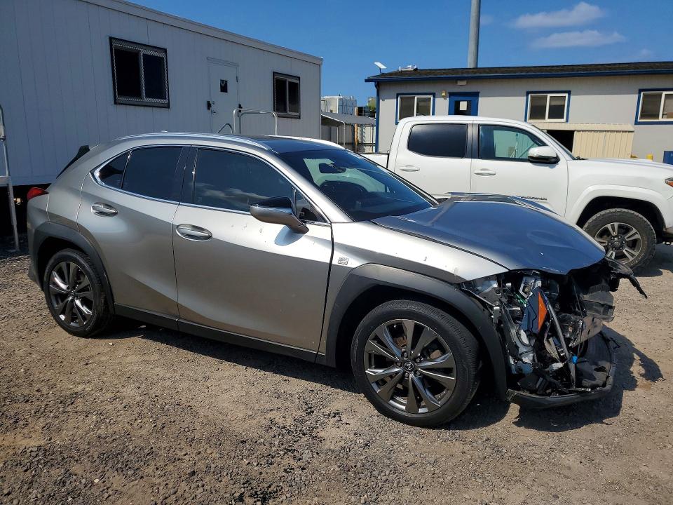 Photo 4 from auction – 2019 LEXUS UX with VIN JTHY3JBH8K2009277