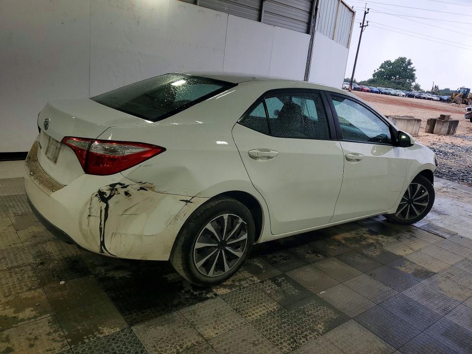 Photo 3 from auction – 2014 TOYOTA COROLLA with VIN 2T1BURHE2EC089522