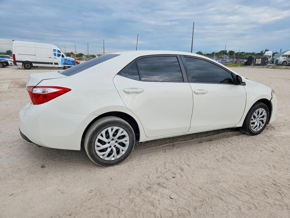 Photo 3 from auction – 2017 TOYOTA COROLLA with VIN 5YFBURHE4HP724793