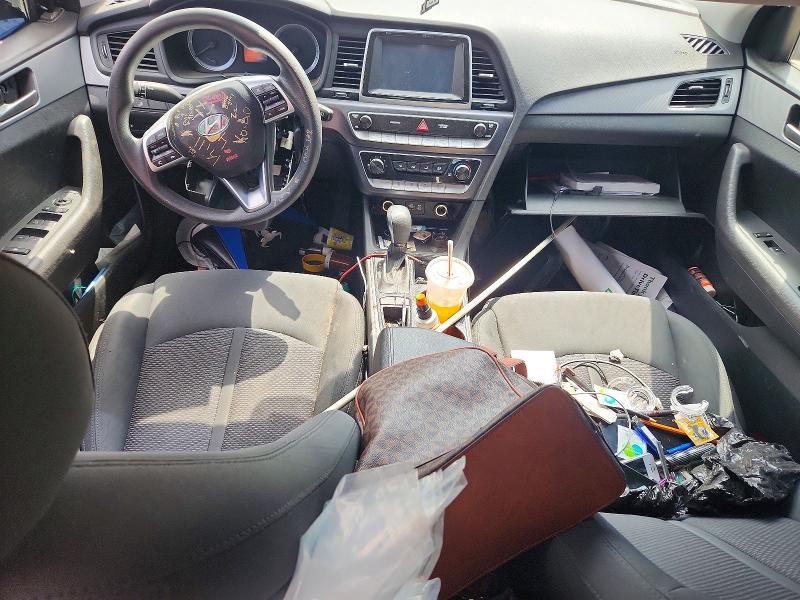 Photo 8 from auction – 2019 HYUNDAI SONATA with VIN 5NPE24AF5KH810420