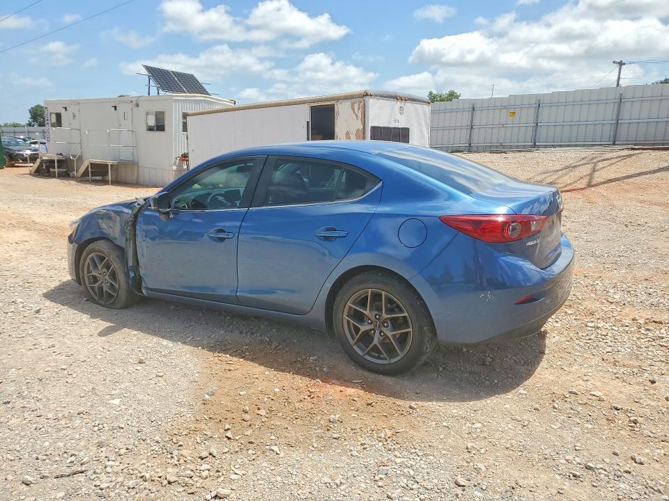Foto 2 de la subasta – 2017 MAZDA 3 con VIN 3MZBN1U79HM103964