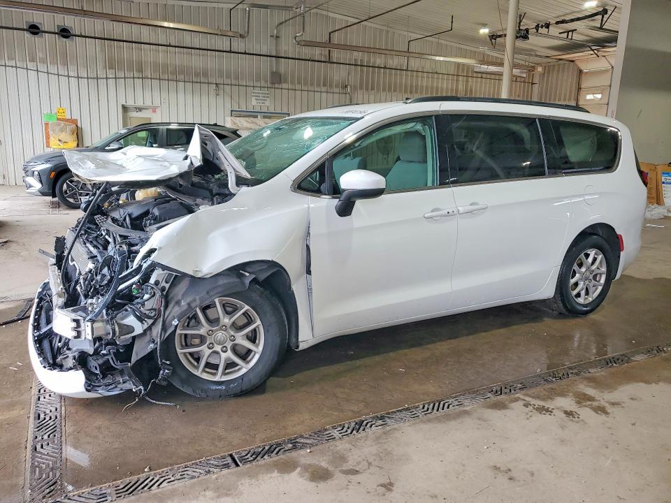 2020 CHRYSLER VOYAGER - Търг №58816196