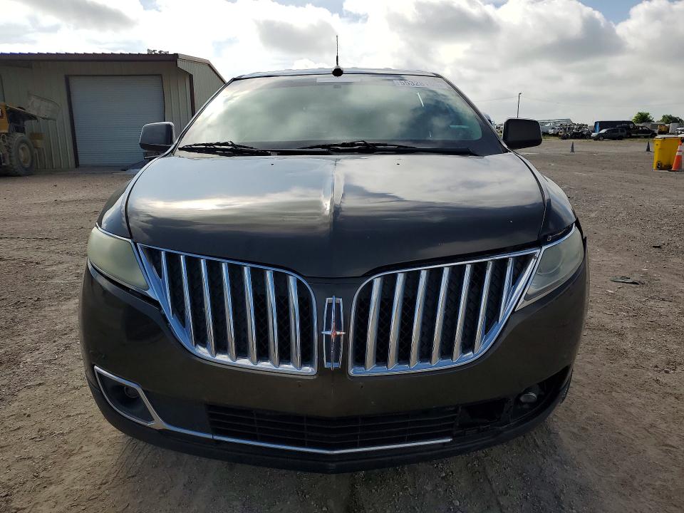 Foto 5 de la subasta – 2011 LINCOLN MKX con VIN 2LMDJ6JK8BBJ12113