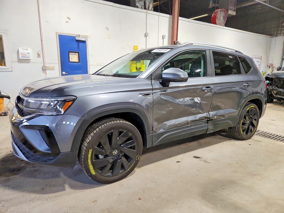 Photo 1 from auction – 2023 VOLKSWAGEN TAOS with VIN 3VVVX7B22PM351252