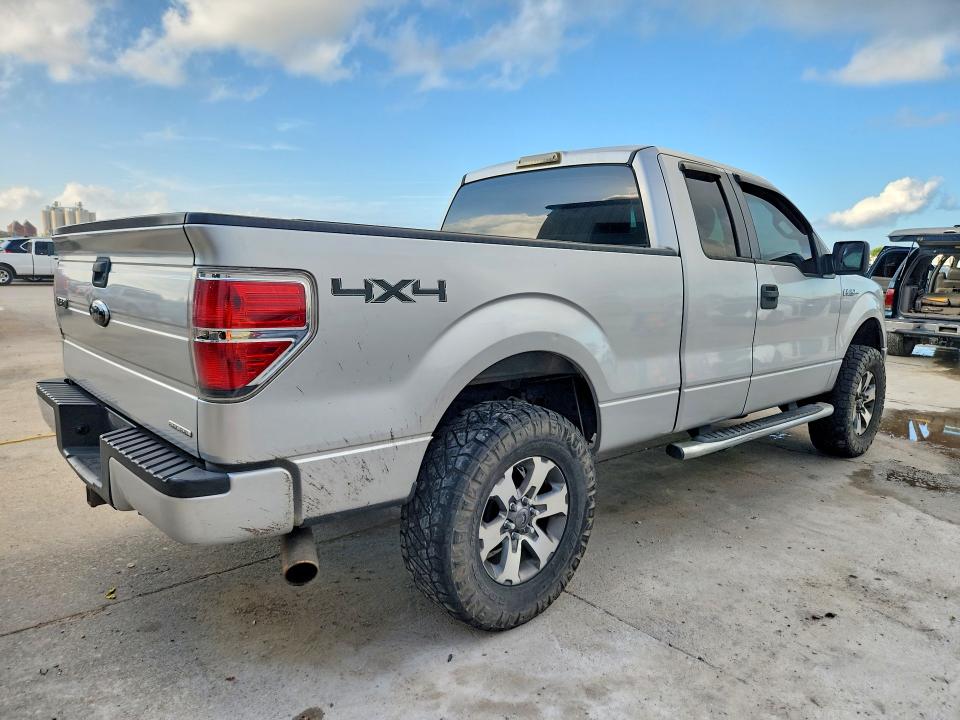 Снимка 3 от търг – 2013 FORD F150 с VIN 1FTFX1EF2DFB80268