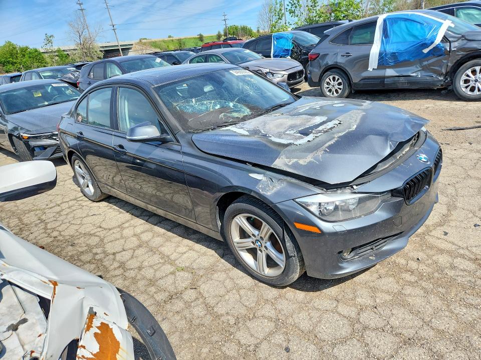 Photo 4 from auction – 2013 BMW 328 with VIN WBA3B5C53DF596295