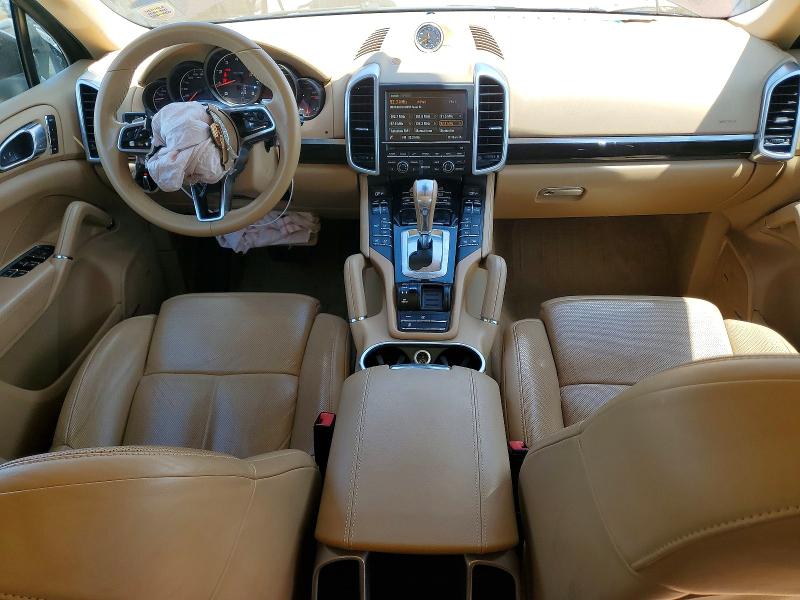 Photo 8 from auction – 2016 PORSCHE CAYENNE with VIN WP1AA2A28GLA01711