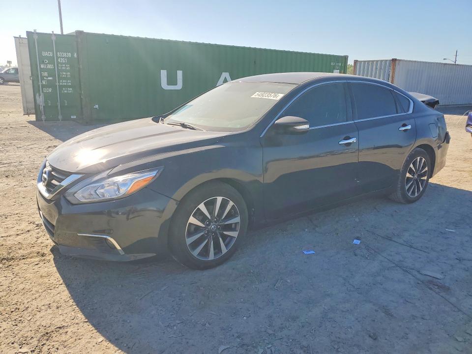 NISSAN ALTIMA 2017 with VIN 1N4AL3APXHC247227 - Photo from auction