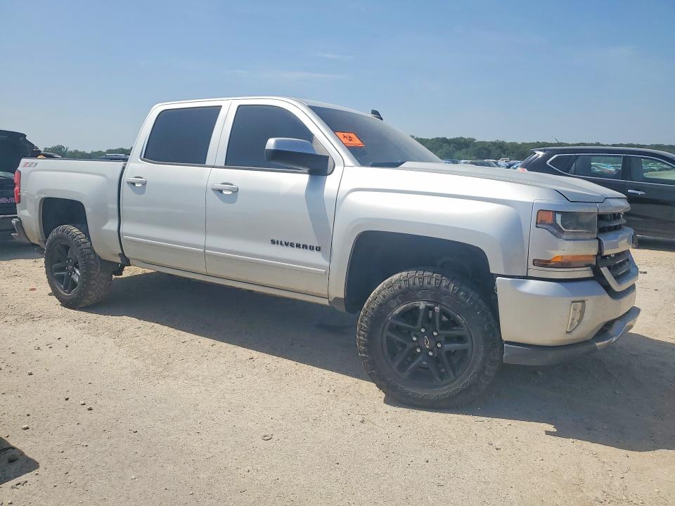 Photo 4 from auction – 2016 CHEVROLET SILVERADO with VIN 3GCUKREC7GG237867