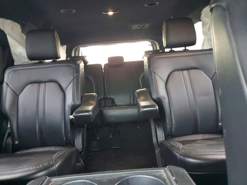 Photo 10 from auction – 2018 FORD EXPEDITION with VIN 1FMJK2AT2JEA70084