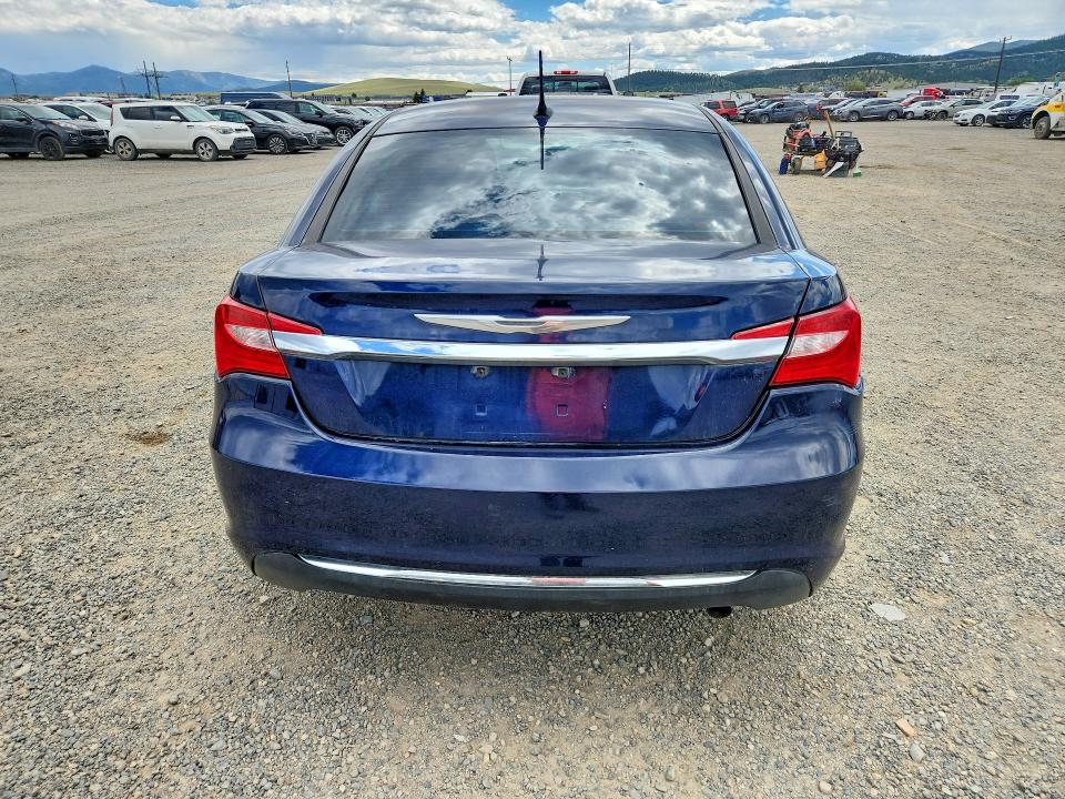 Photo 6 from auction – 2013 CHRYSLER 200 with VIN 1C3CCBBB5DN612657