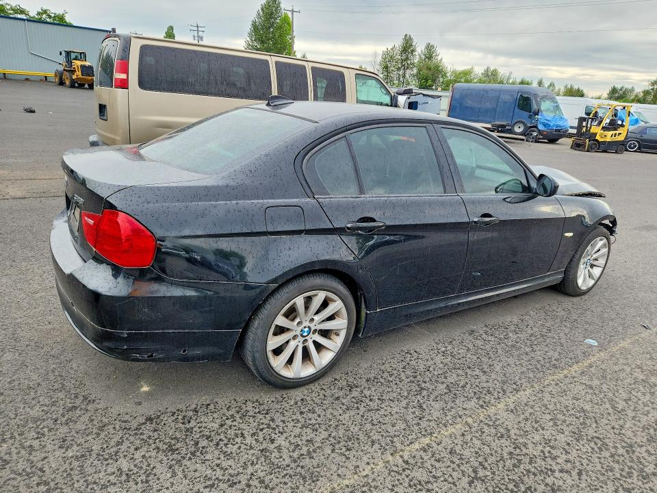 Foto 3 de la subasta – 2011 BMW 328 con VIN WBAPH7C52BE678193