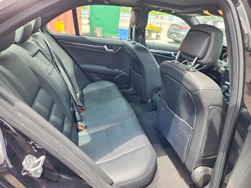 Photo 10 from auction – 2012 MERCEDES-BENZ C with VIN WDDGF8BB9CA721139