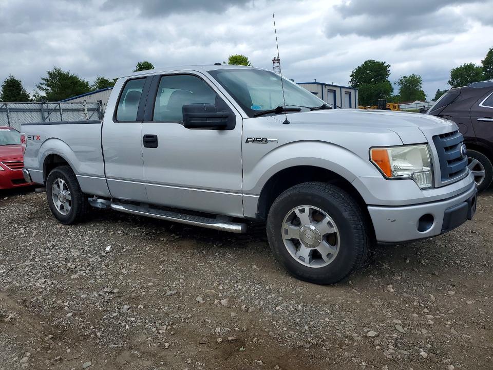 Photo 4 from auction – 2010 FORD F150 with VIN 1FTEX1CW4AFA77279