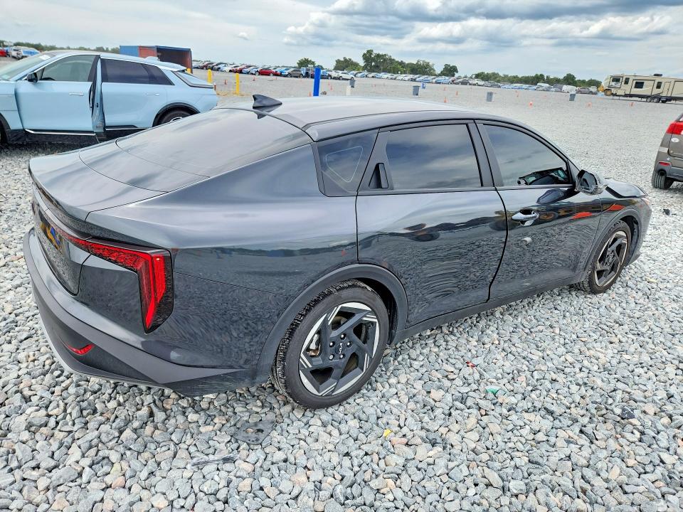 Photo 3 from auction – 2025 KIA K4 with VIN 3KPFU4DE2SE020398