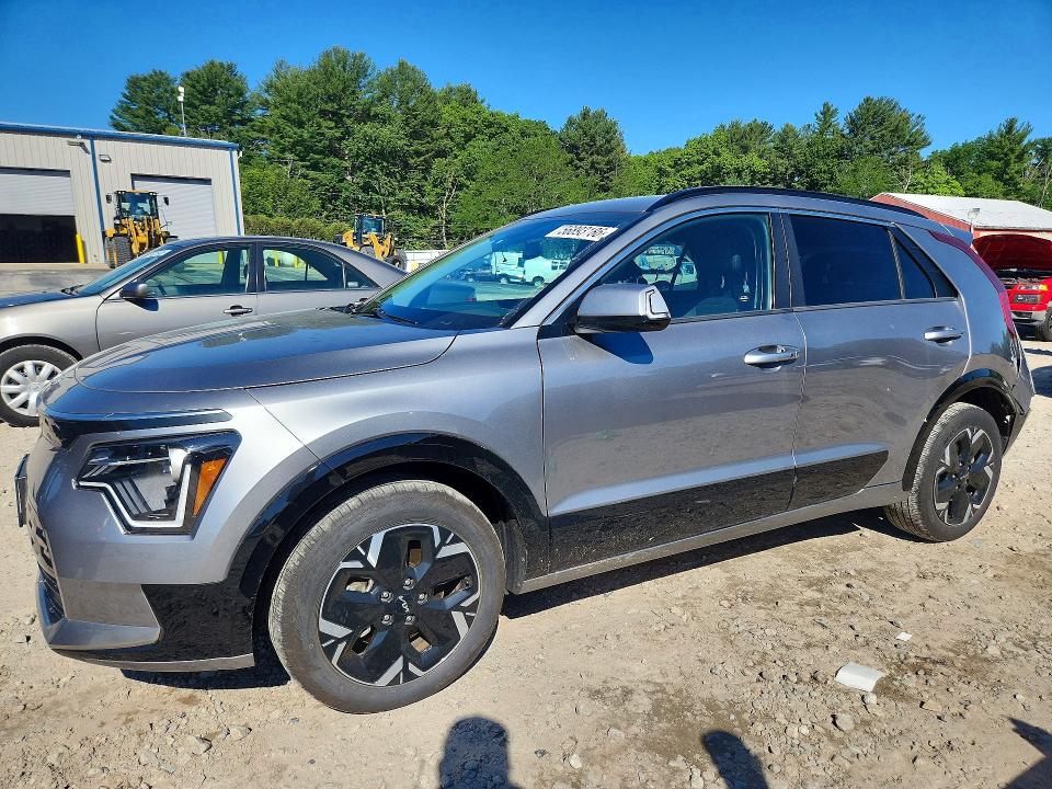 KIA NIRO 2025 with VIN KNDCR3L19S5134696 - Photo from auction
