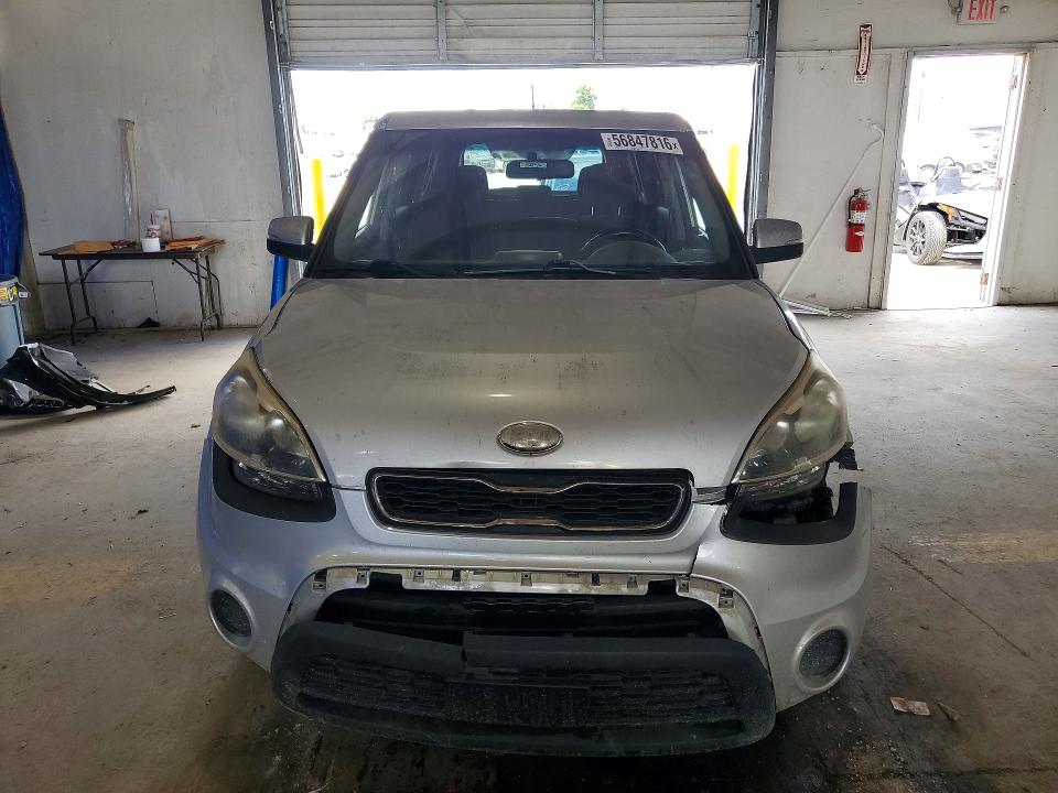 Photo 5 from auction – 2013 KIA SOUL with VIN KNDJT2A62D7764701