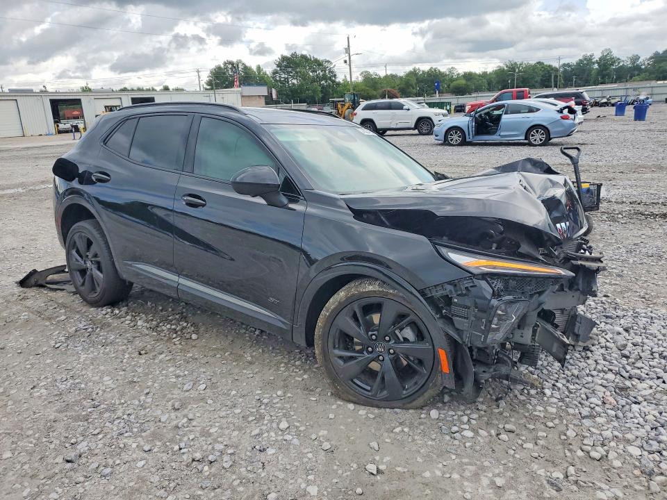 Photo 4 from auction – 2025 BUICK ENVISION with VIN LRBFZLE49SD017371