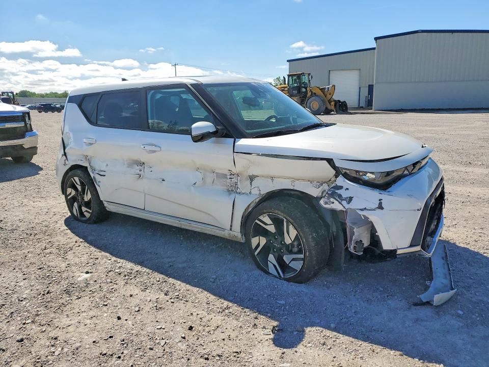 Photo 4 from auction – 2023 KIA SOUL with VIN KNDJ53AU0P7845439