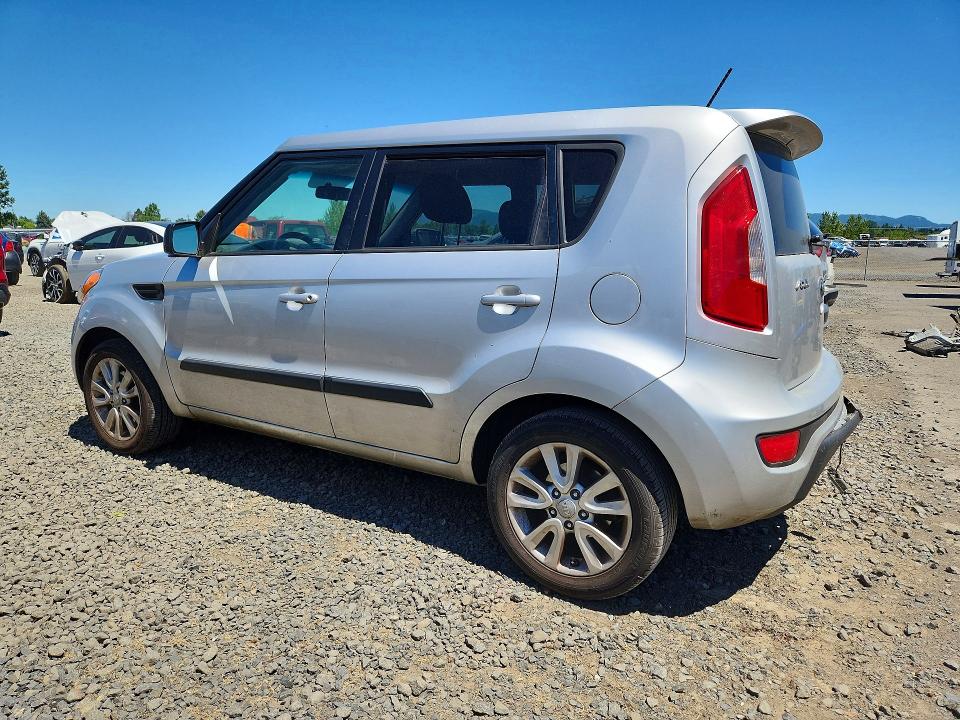 Photo 2 from auction – 2013 KIA SOUL with VIN KNDJT2A69D7627125