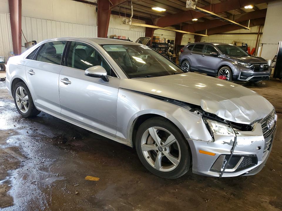 Photo 4 from auction – 2019 AUDI A4 with VIN WAUDNAF44KA117934