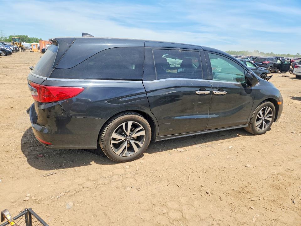 Photo 3 from auction – 2018 HONDA ODYSSEY with VIN 5FNRL6H92JB013548