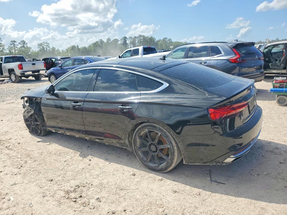 Photo 2 from auction – 2021 AUDI A5 with VIN WAUABCF54MA038721