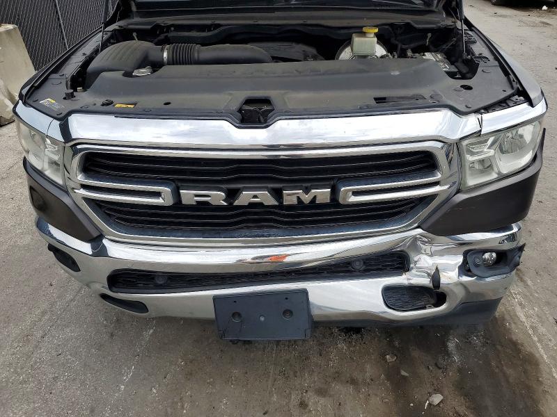 Zdjęcie 11 z aukcji – 2019 RAM 1500 z VIN 1C6RREBT7KN576358