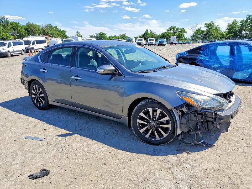 Photo 4 from auction – 2018 NISSAN ALTIMA with VIN 1N4AL3AP0JC213609